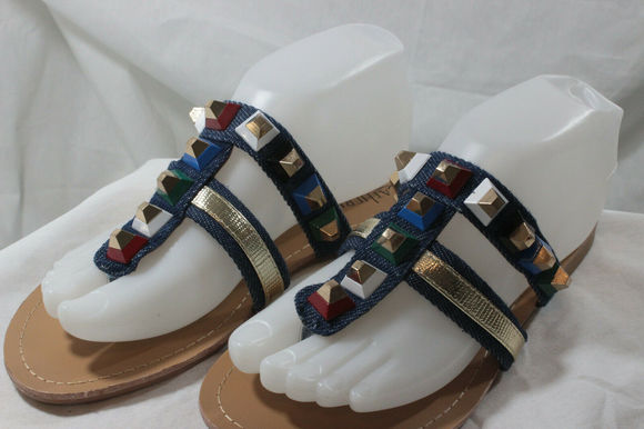 Catherine Malandrino Women's  Sandals Size 7.5 G31 - Picture 1 of 8